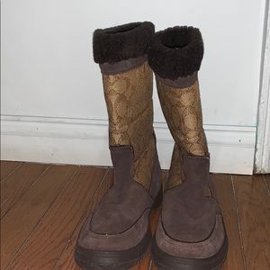 Winter boots not for snow or rain